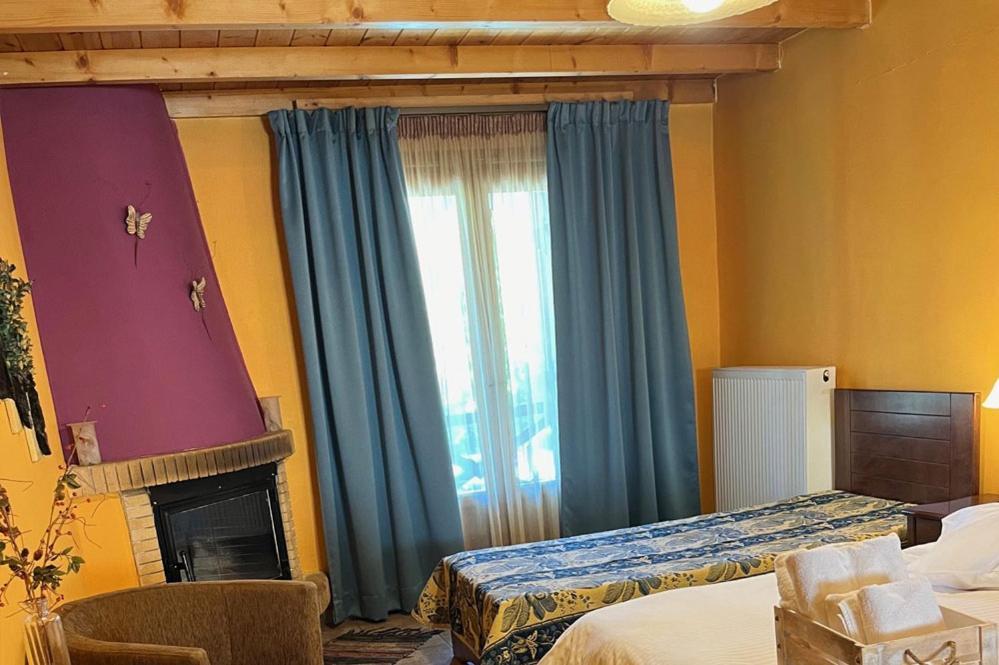 Guesthouse Teloni Vytina Exteriör bild